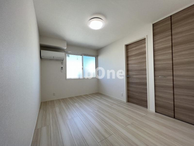 【寝室】 | ディーグラシューズ