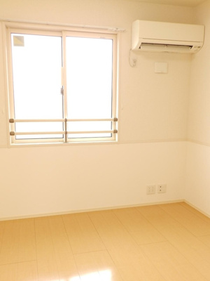 【居間・リビング】 | エスポワール中村 | ゆったりとしたリビングです