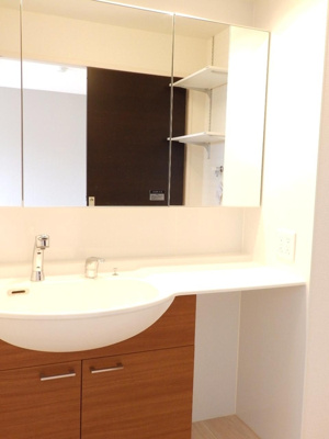 【洗面所】 | エスポワール中村 | コンパクトで使いやすい洗面所