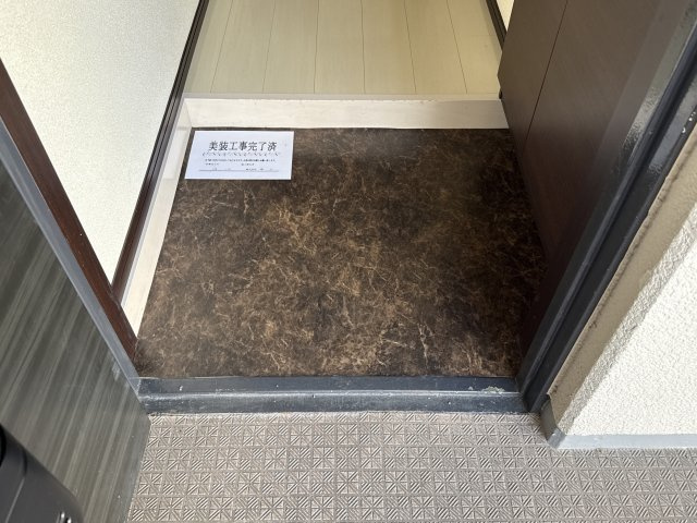 グランツ野里の玄関