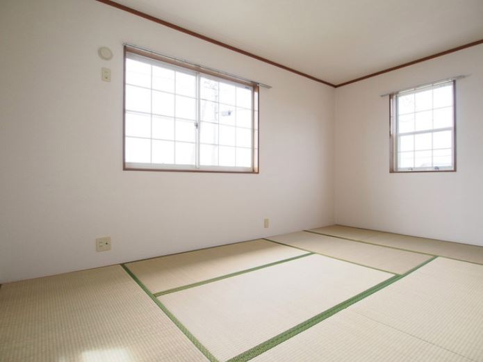 アメニティタウンハウスの和室|ゆったりとくつろげる和室です