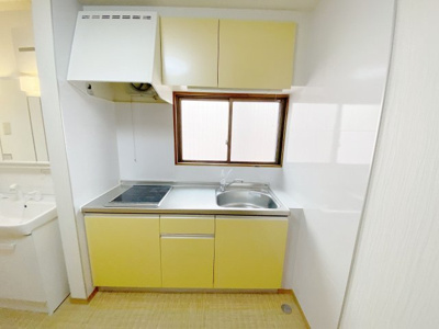 【キッチン】 | ラプリマチッタ 