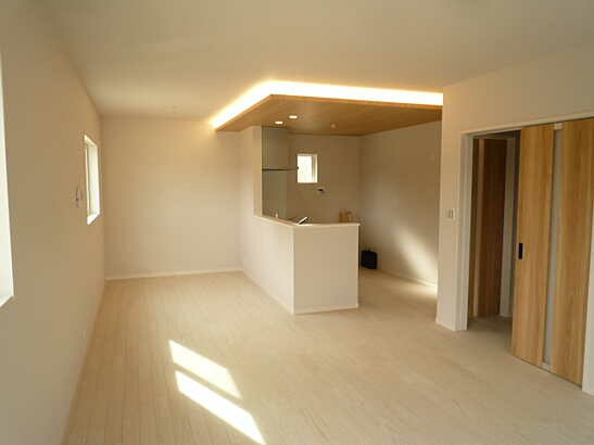 【居間・リビング】