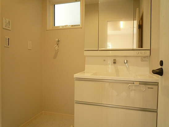 【独立洗面台】