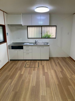 【居間・リビング】 | 貸家２戸一