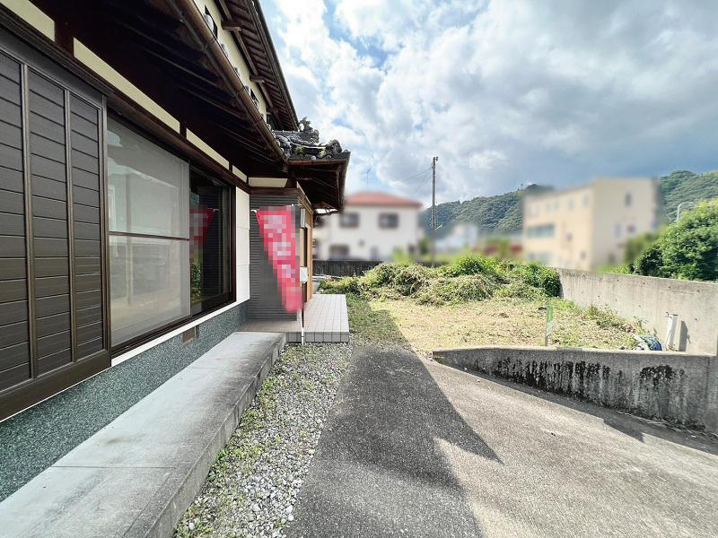 吾川郡いの町枝川　中古住宅の庭