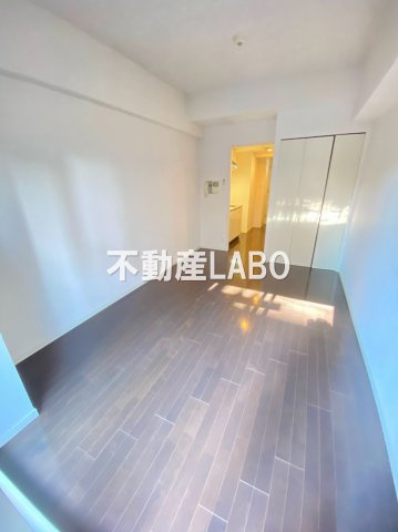 スワンズシティ大阪WESTの寝室