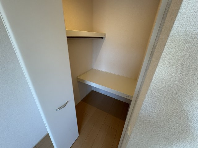 サニーＤハウス芝町の収納