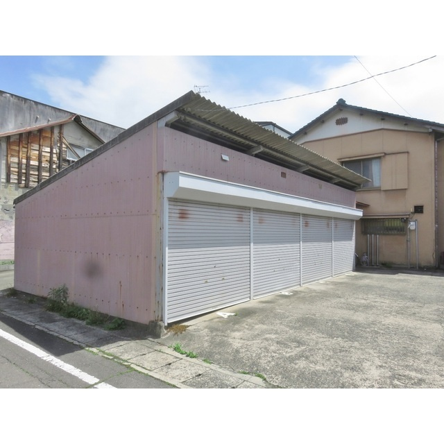 岐阜市八ツ梅町１丁目の駐車場の駐車場|№Ａ～Ｄ(シャッター付き駐車場)