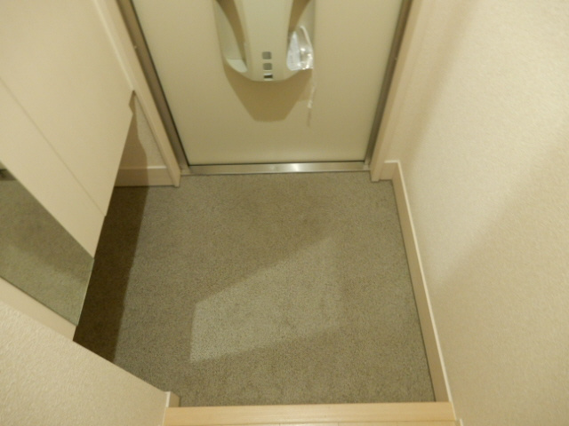 クレールわかばの玄関