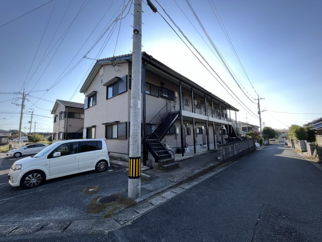サンヒルズBの外観