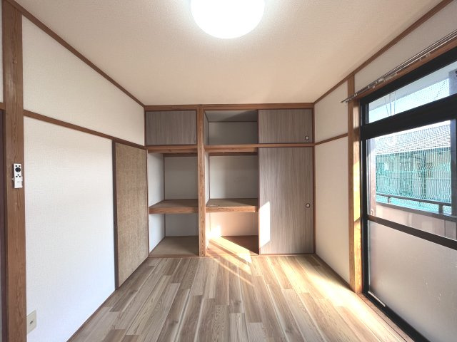 サンヒルズBの収納