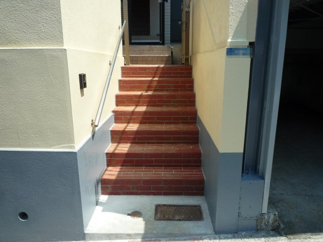 高知市十津4丁目のエントランス