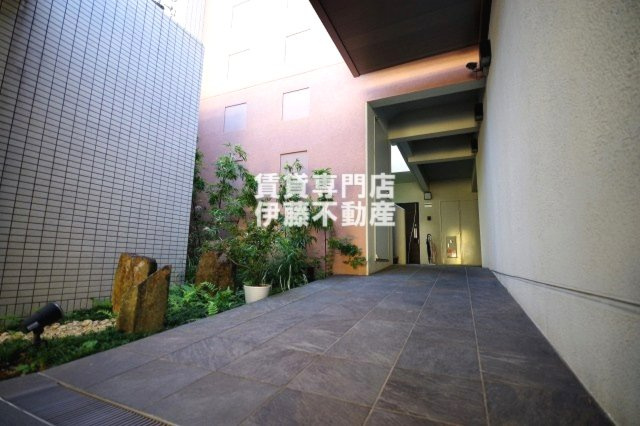 ペル・マアトのロビー