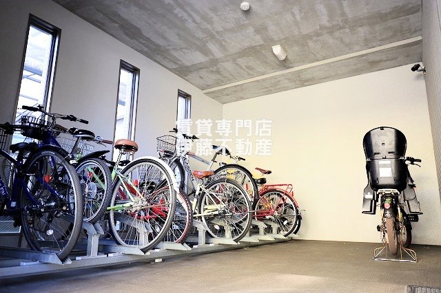 ペル・マアトのその他共用部分