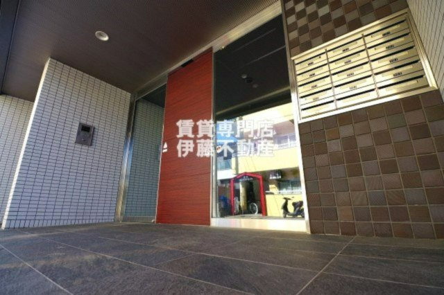 ペル・マアトのエントランス