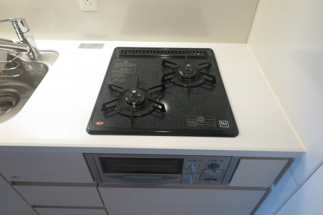 オーパスレジデンス心斎橋サウスのキッチン