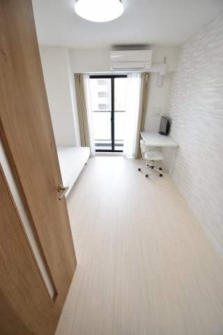 K-フロント今宮Ⅰ番館の洋室