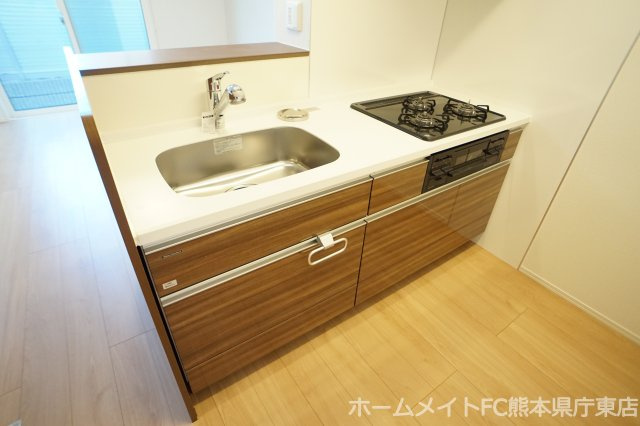熊本市中央区出水６丁目のアパートのキッチン