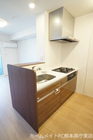 熊本市中央区出水６丁目のアパートのキッチン