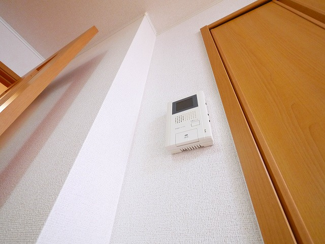 フローレンス　四条大路のセキュリティ|お顔が見えるモニター付きインターホンで安心。