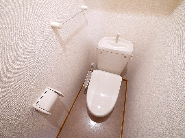 フローレンス　四条大路のトイレ|清潔感のあるトイレです