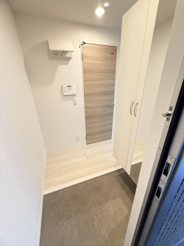 エスターテ西明石の玄関