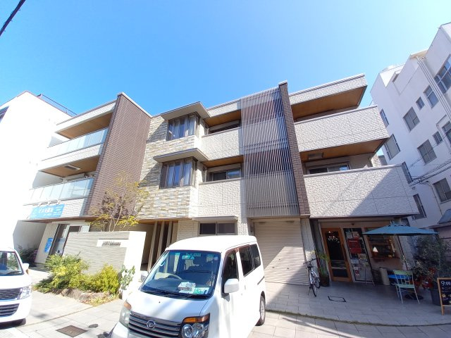 LEBEN Kakogawaの駐車場