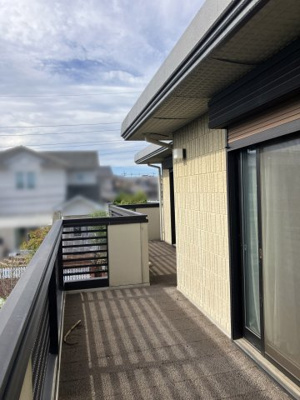 【バルコニー】 | 四日市市川島町