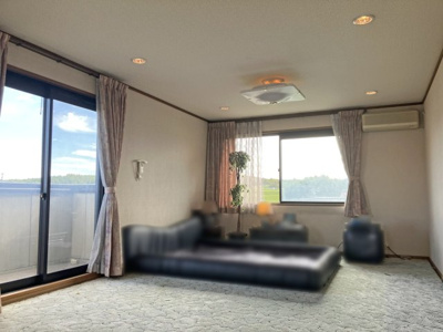 【洋室】 | 四日市市川島町