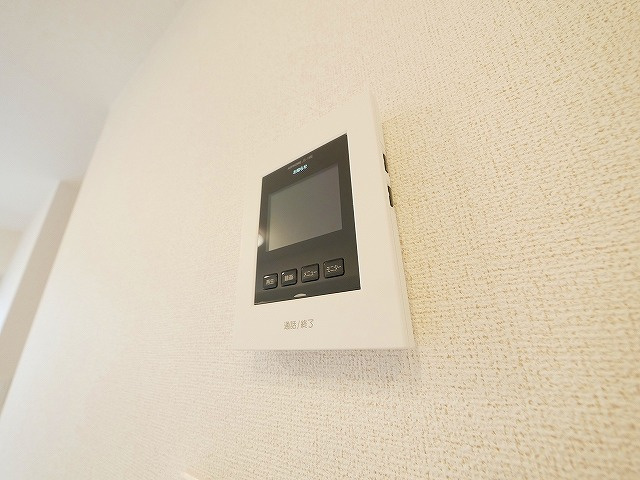メゾンドカルム　Ⅰのセキュリティ|モニター付きインターホンです