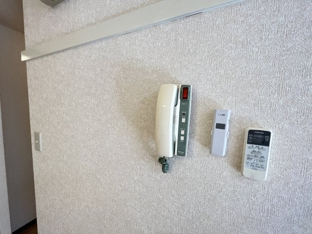 ★インターホン付きなので安心です★