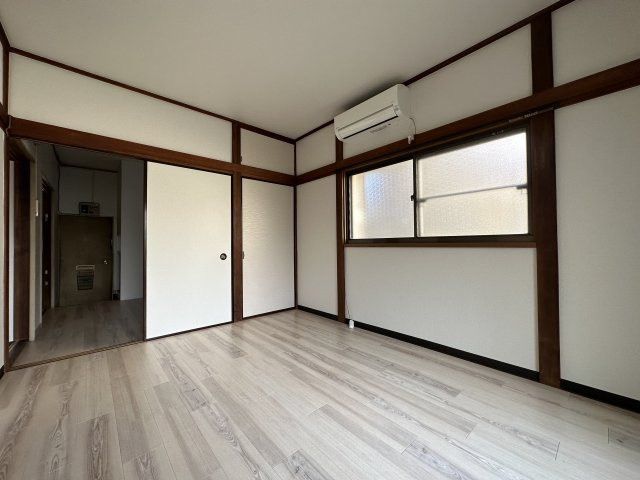 パールハイツの居間・リビング