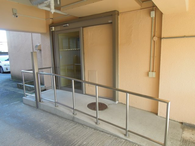 福井グランドハイツの外観