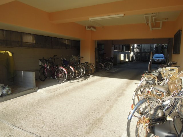福井グランドハイツのその他共用部分|駐輪場