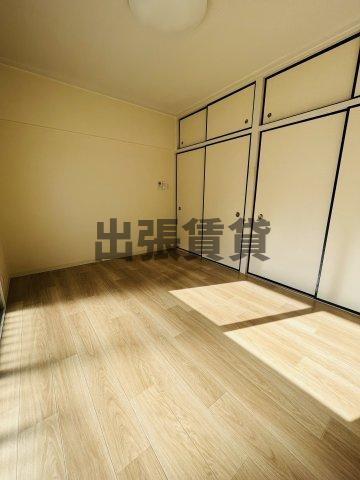 仲介手数料0円！第一下林ビルの居間・リビング