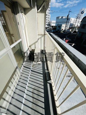 仲介手数料0円！第一下林ビルのバルコニー
