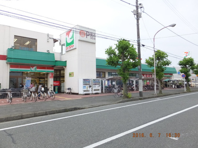 スーパー
