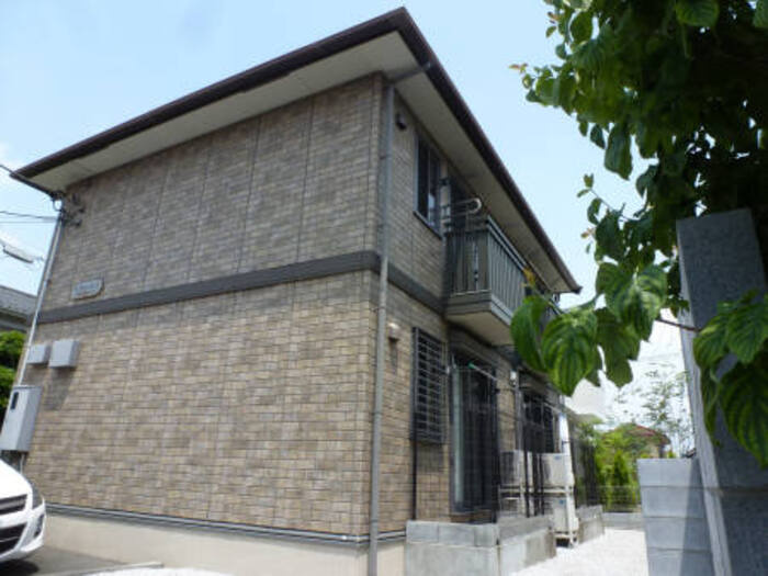 ラ・トゥーエルの外観