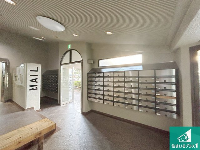 伊丹春日丘アーバンコンフォートＡ棟のエントランス|共用部（エントランス）