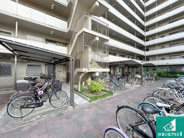 伊丹春日丘アーバンコンフォートＡ棟の駐輪場|共用部（駐輪場）