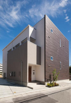 【エントランス】 | Next　Premiuml