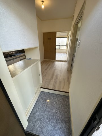 パールハイツの玄関