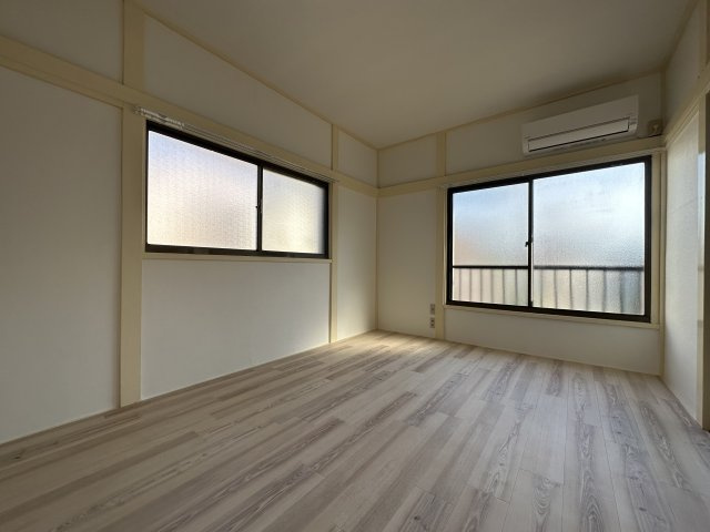 パールハイツの居間・リビング