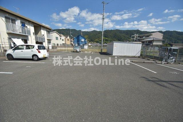 プレジールみづほの駐車場
