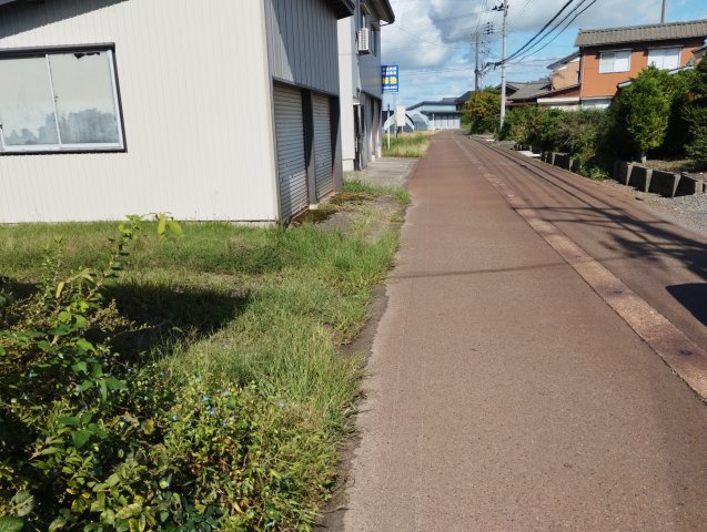 新潟町字戸代710-15　他７筆＋車庫　売土地の周辺