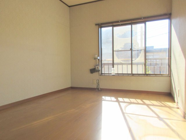 福生市熊川　中古戸建の洋室|約6帖
