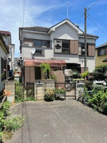 福生市熊川　中古戸建の前面道路含む現地写真|現地外観