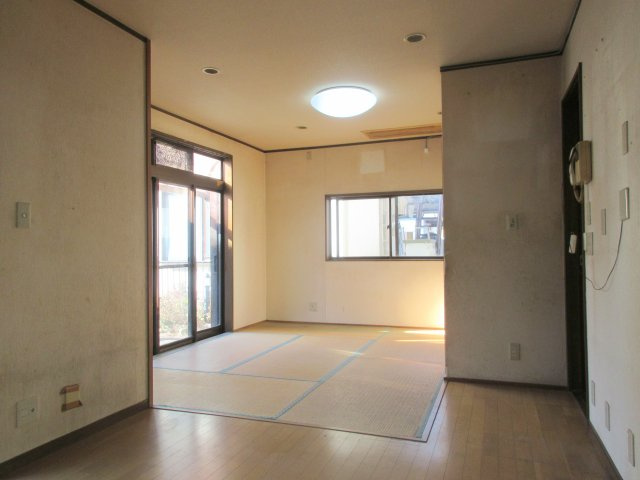 福生市熊川　中古戸建の居間・リビング