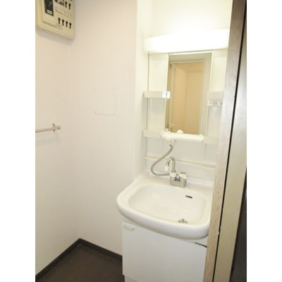 【洗面所】 | レーベント大橋 | 別号室の写真になります。現況優先。